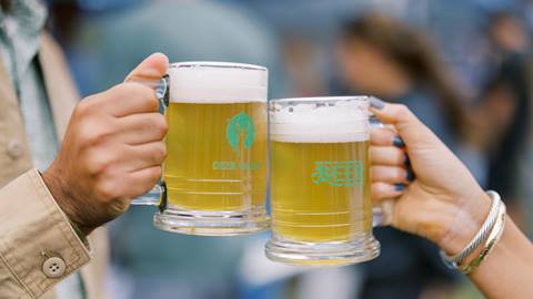 Guests cheersing at Deer Valley Mountain Beer Festival