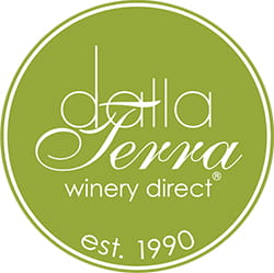 Della Terra Logo