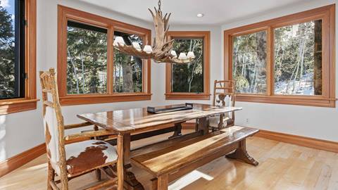 7780 Sterling Drive dining table