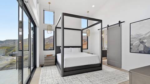 Master bedroom in Deer Valley's luxury lodging property, Amanti Lago 11346.