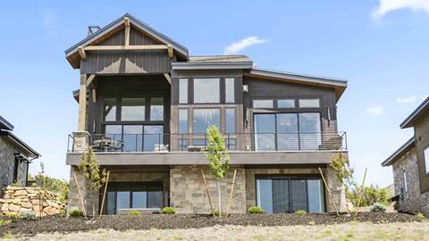 Back exterior of Deer Valley's luxury lodging property, Amanti Lago 11427, in the summer