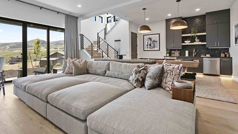 Media room with large couch, pool table, and bar at Deer Valley's luxury lodging property, Amanti Lago 11427