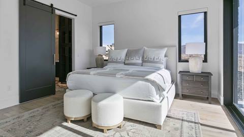 Bedroom in Deer Valley's lodging property Amanti Lago 1757.