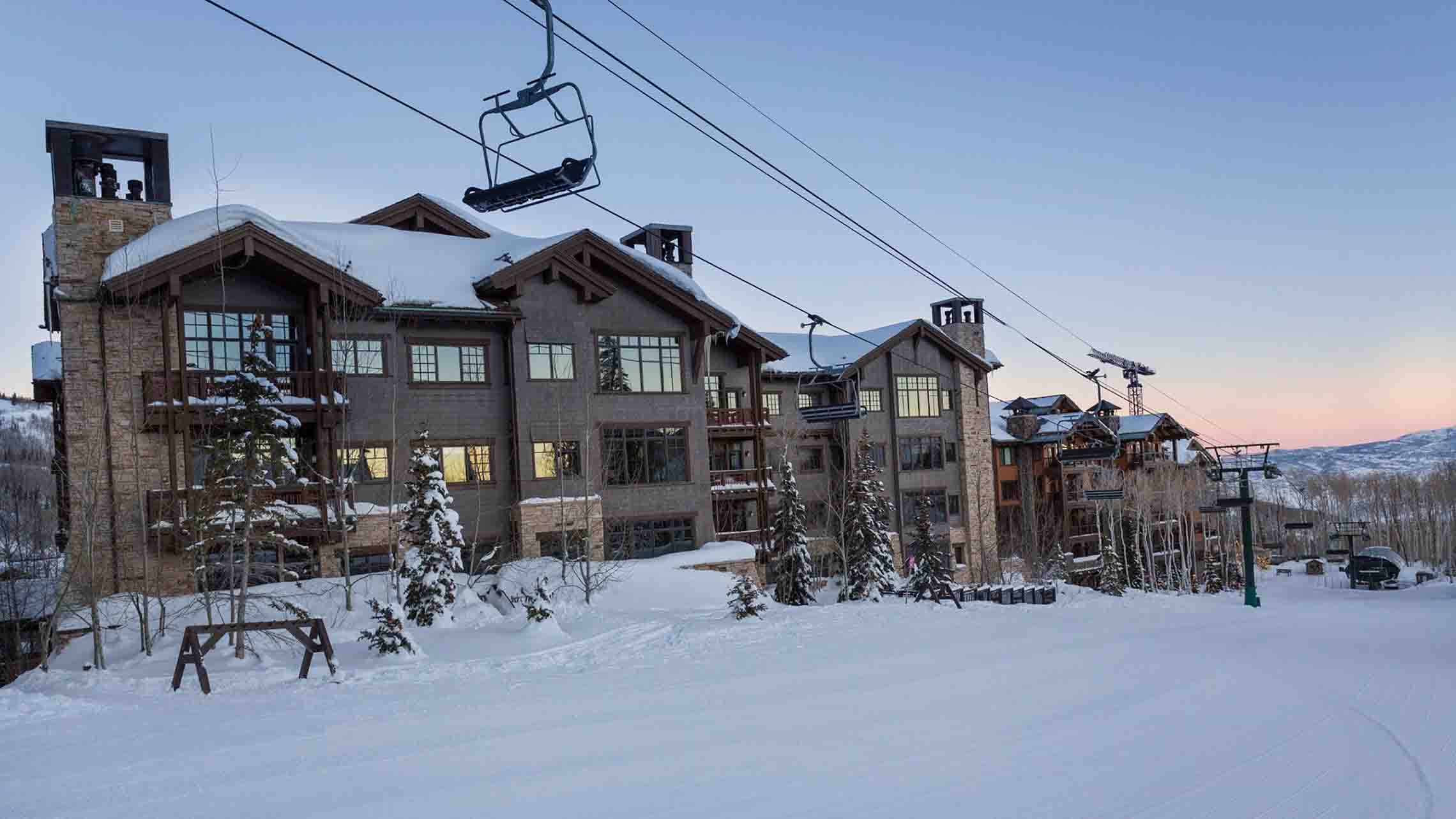 Arrowleaf Lodge Winter Exterior