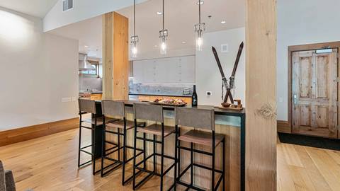 Grand Lodge 502 Kitchen Counter