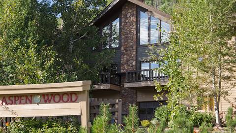 Aspenwood Summer Exterior