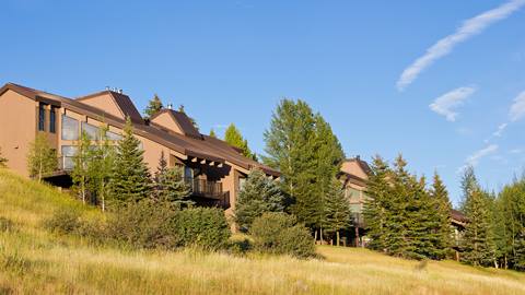 Pinnacle Summer Exterior