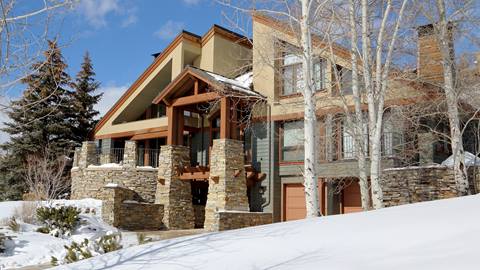 2960 Telemark winter exterior