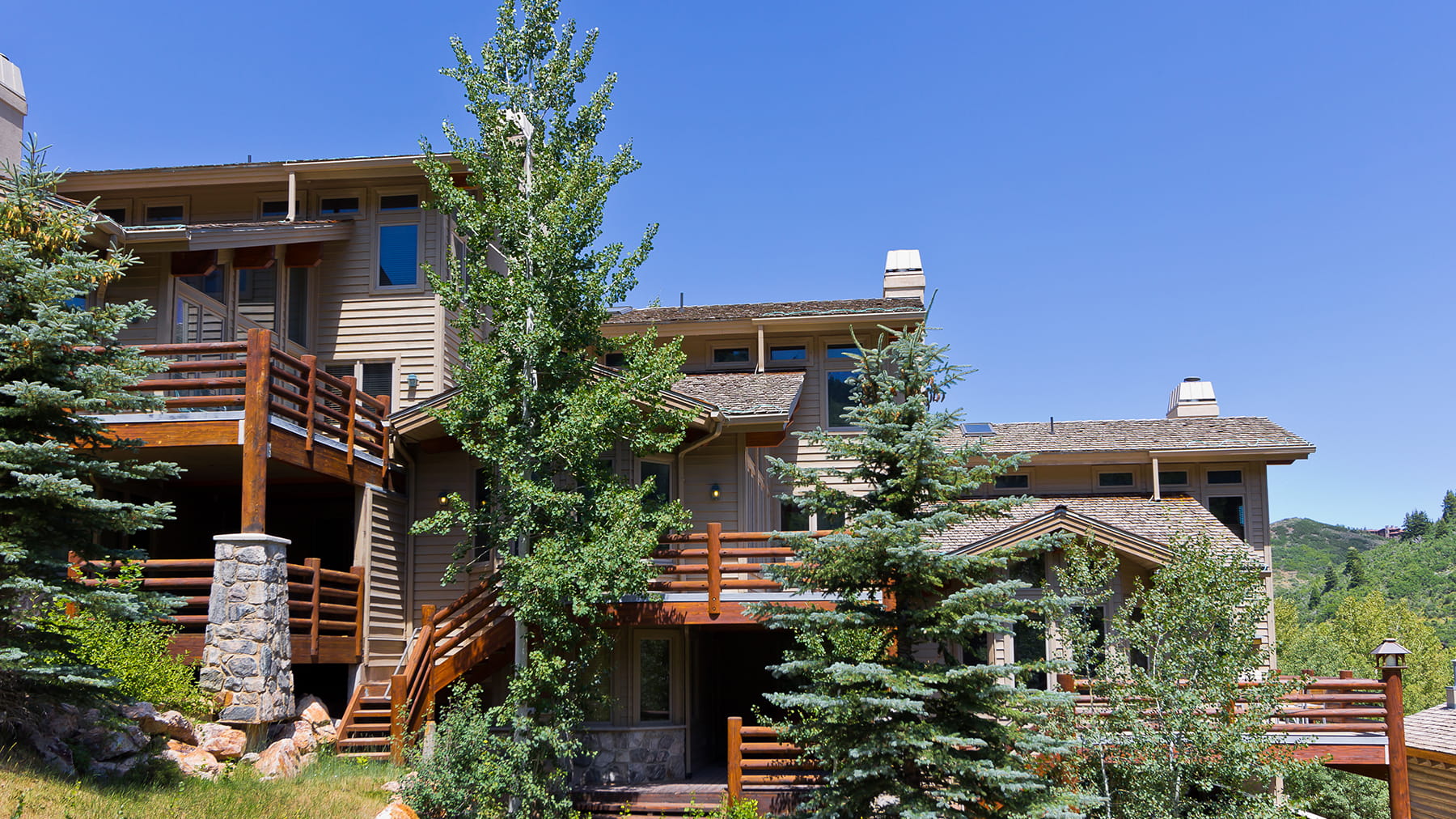 Trails End Summer Exterior