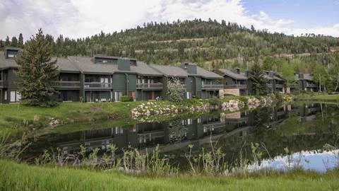 Deer Valley lodging property Lakeside exterior in the summer.