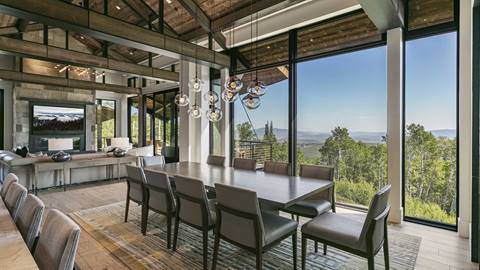 Moonshadow 8927 dining room