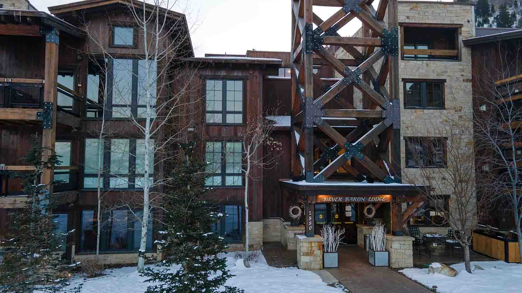 Silver Baron Lodge Winter Exterior