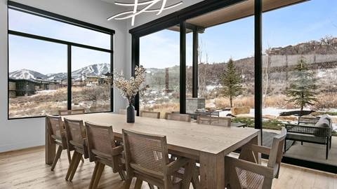 SkyRidge 31 Dining Room