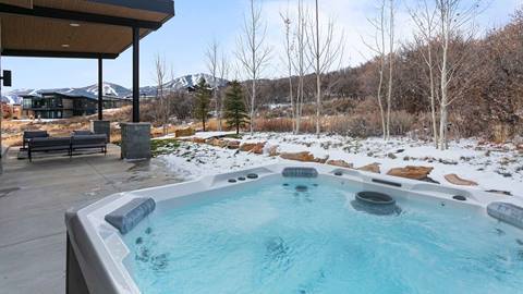 SkyRidge 31 hot tub