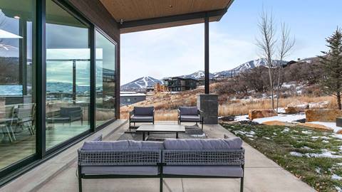 SkyRidge 31 outdoor patio