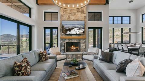 Deer Valley lodging property SkyRidge 11981 living room