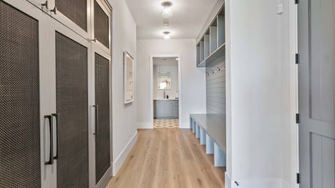 Deer Valley lodging property SkyRidge 11981 ski storage