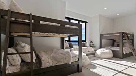 Double bunk bedroom inside Deer Valley's luxury lodging property, SkyRidge 1643.