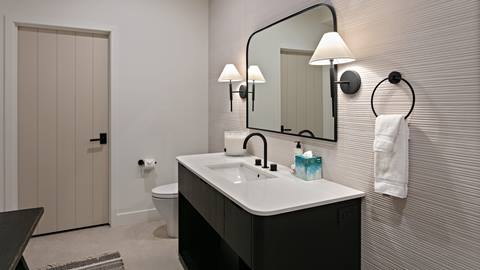 SkyRidge 1843 bathroom 1