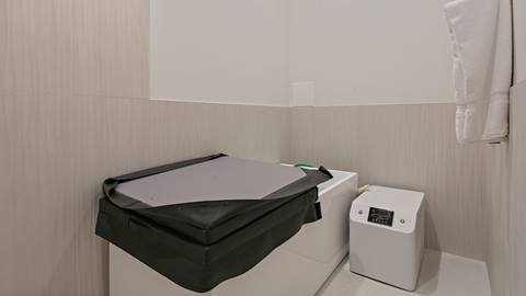 SkyRidge 1843 bathroom 4