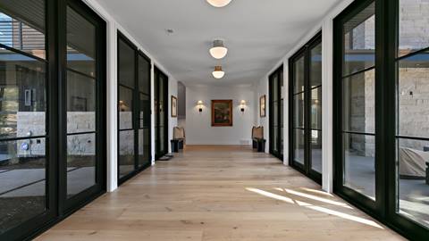 SkyRidge 1843 walkway