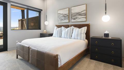 SkyRidge bedroom
