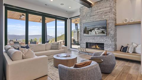 SkyRidge 1868 second living room