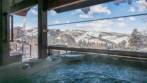 Stag 47 Private Hot Tub