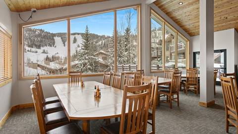 Common Space dining area in the Aspen Room at Trail's End Lodge.