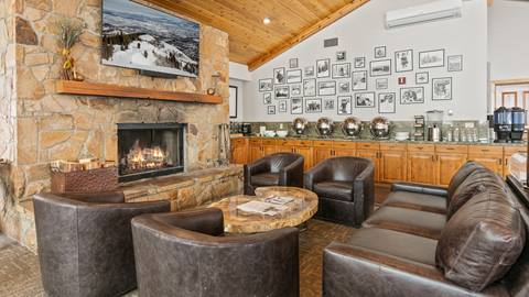 Common Space chairs and couches in the Aspen Room at Trail's End Lodge.