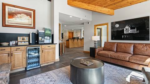Trail's End Lodge sitting area at Deer Valley