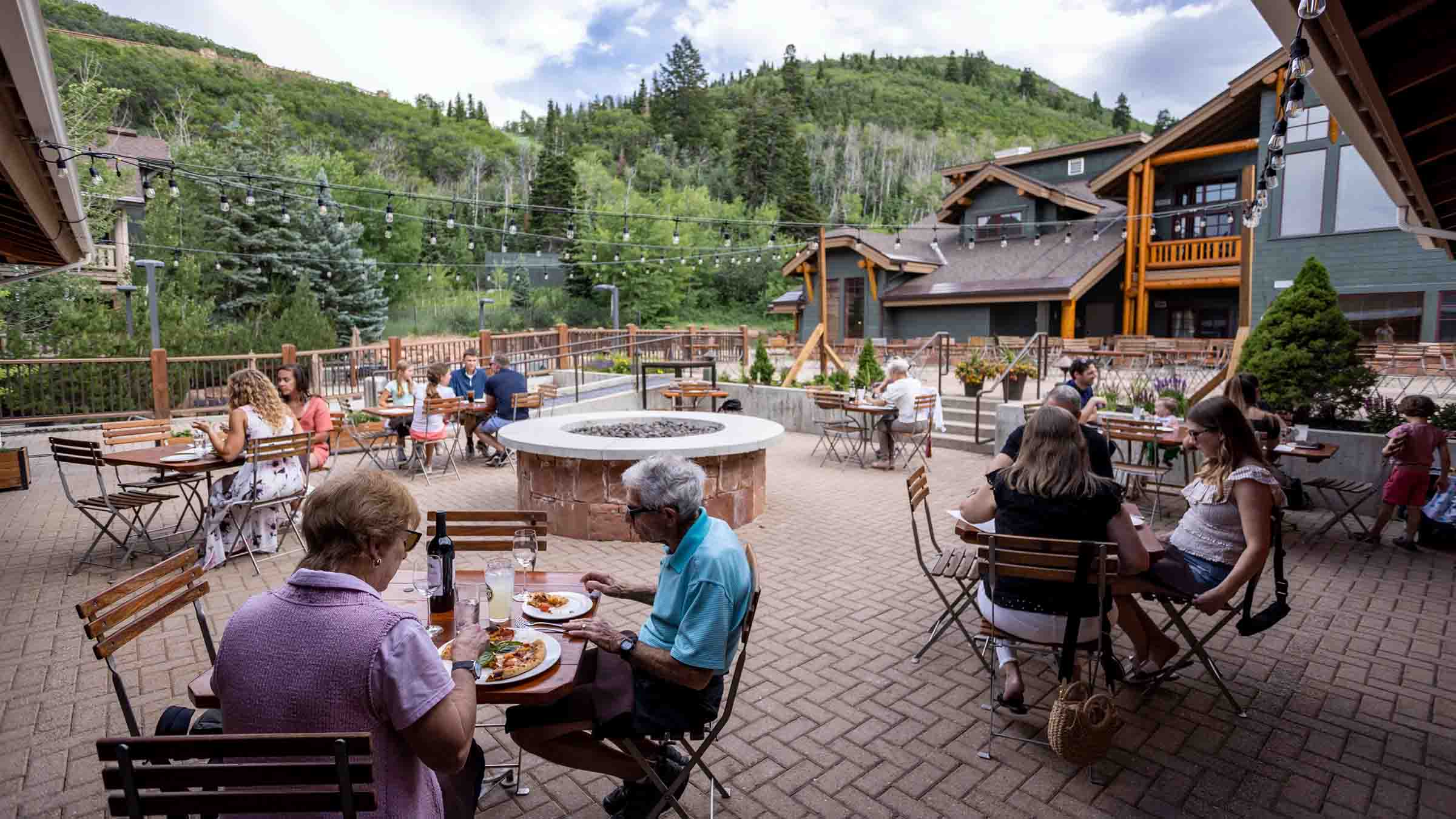 Brass Tag Restaurant Summer Outdoors