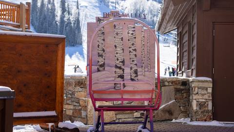 Artistic representation by Jessica Repko of aspens on Burns Chair Number 1.