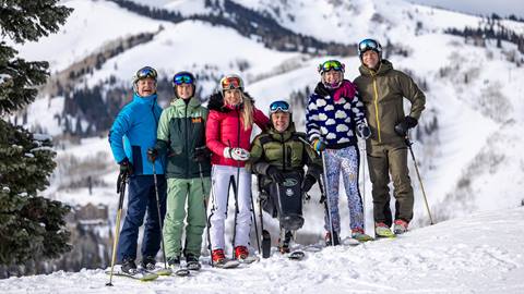 Group photo of Ski with the Champion team.