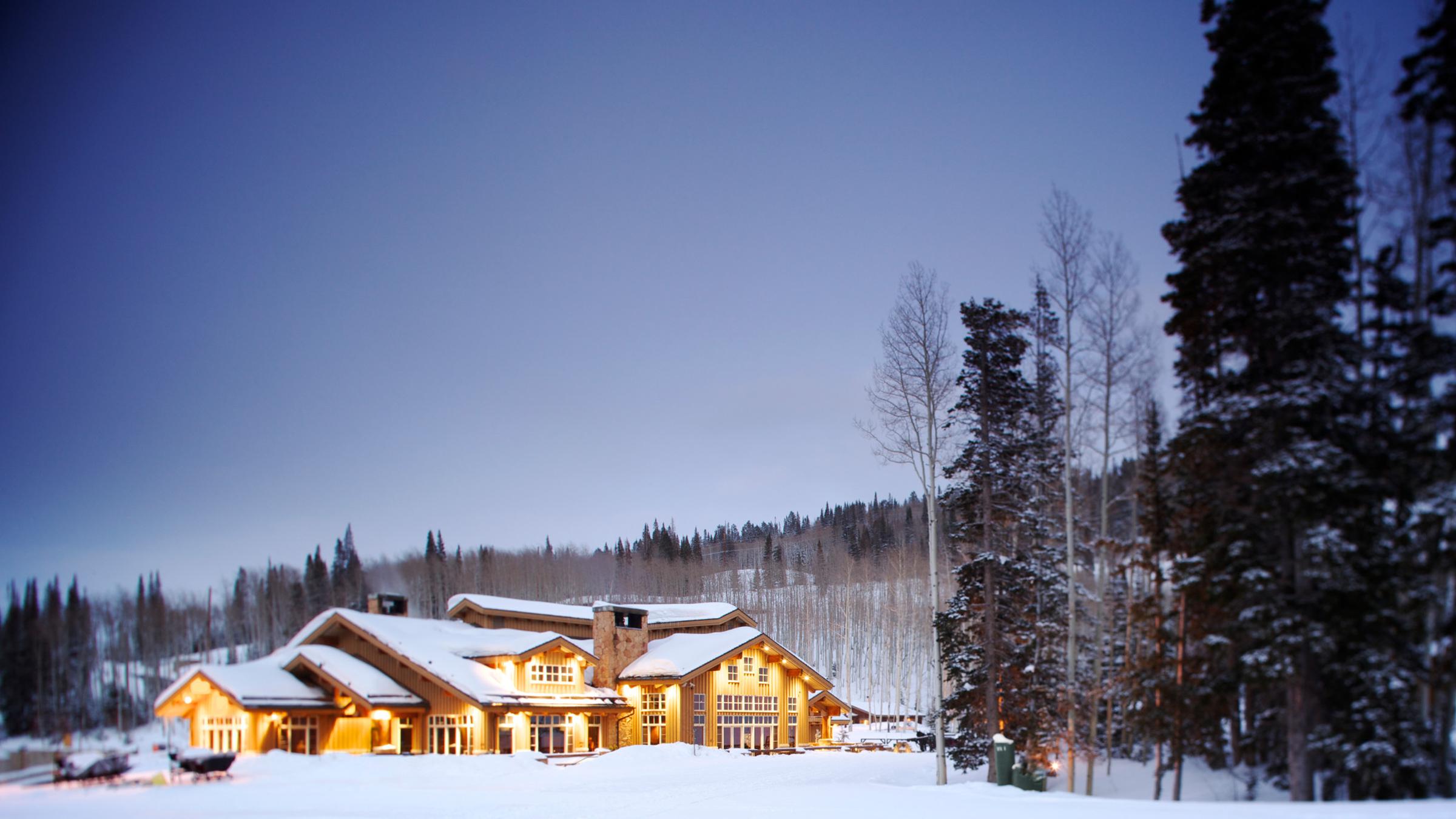 Snow exterior Empire Lodge