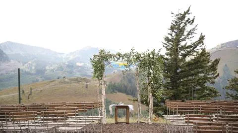 A ceremony set up at Cushings Cabin