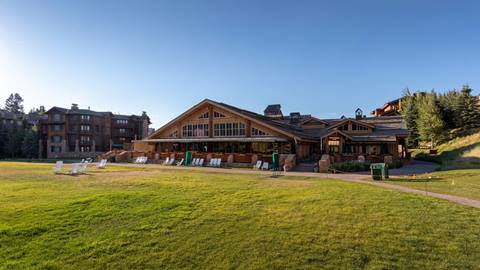 Silver Lake Lodge summer exterior