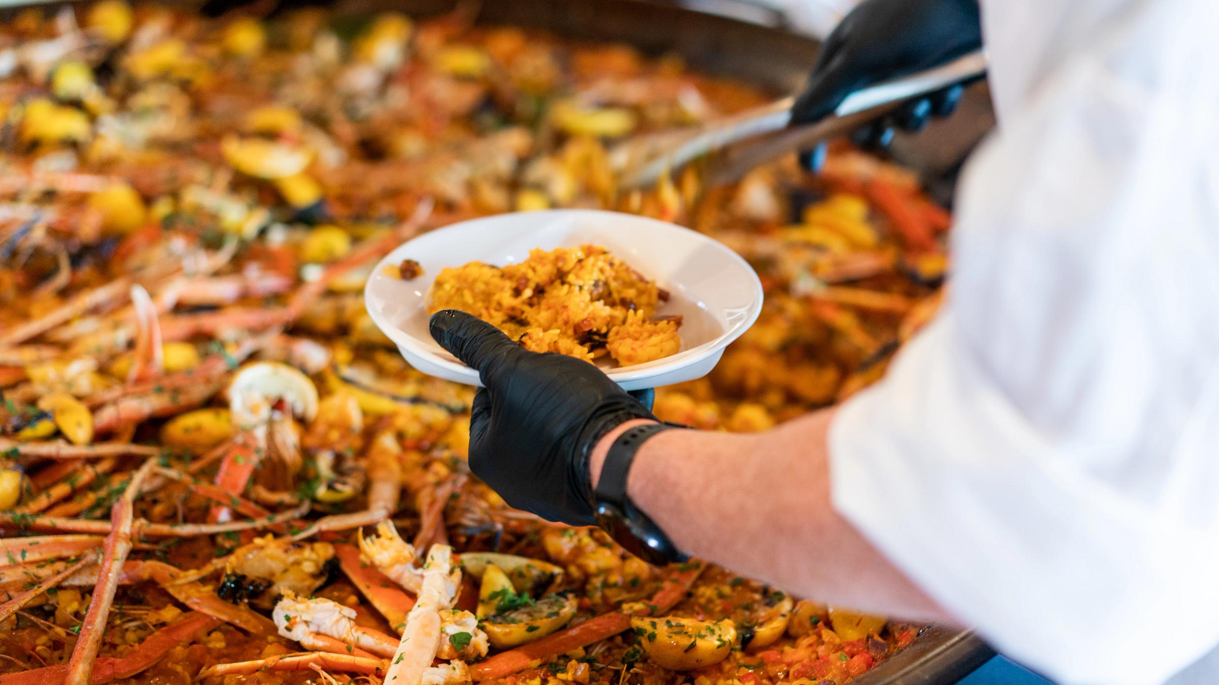 Deer Valley chef serves paella