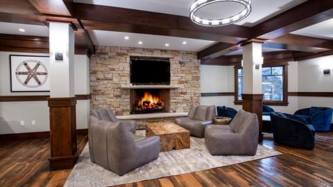 Arrowleaf common room