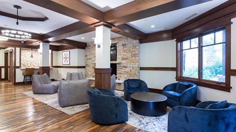 Arrowleaf common room