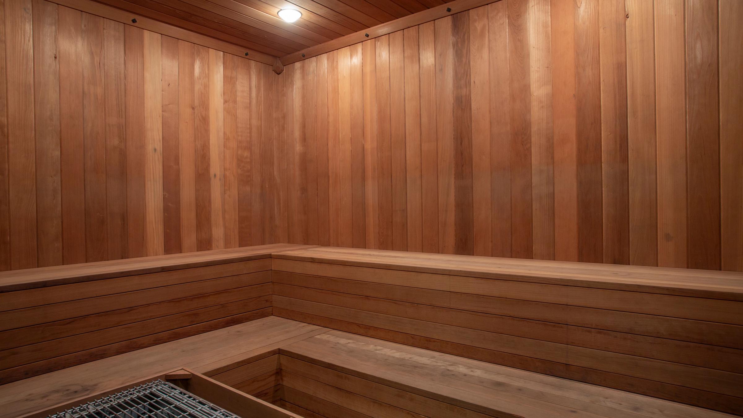 Dry wood sauna at Black Diamond Lodge