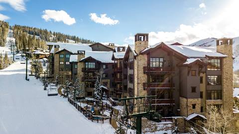 Arrowleaf winter exterior
