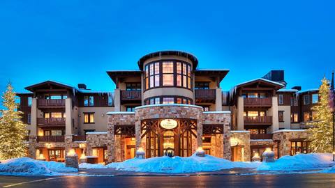 Chateaux Deer Valley winter exterior
