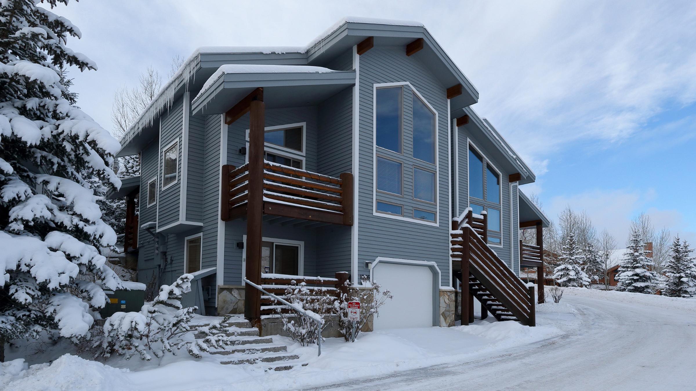 Boulder Creek winter exterior