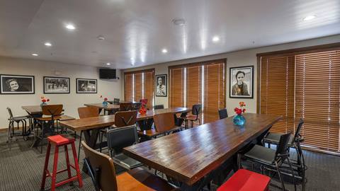 DD11072016_SilverBaronMeetingRooms020.jpg